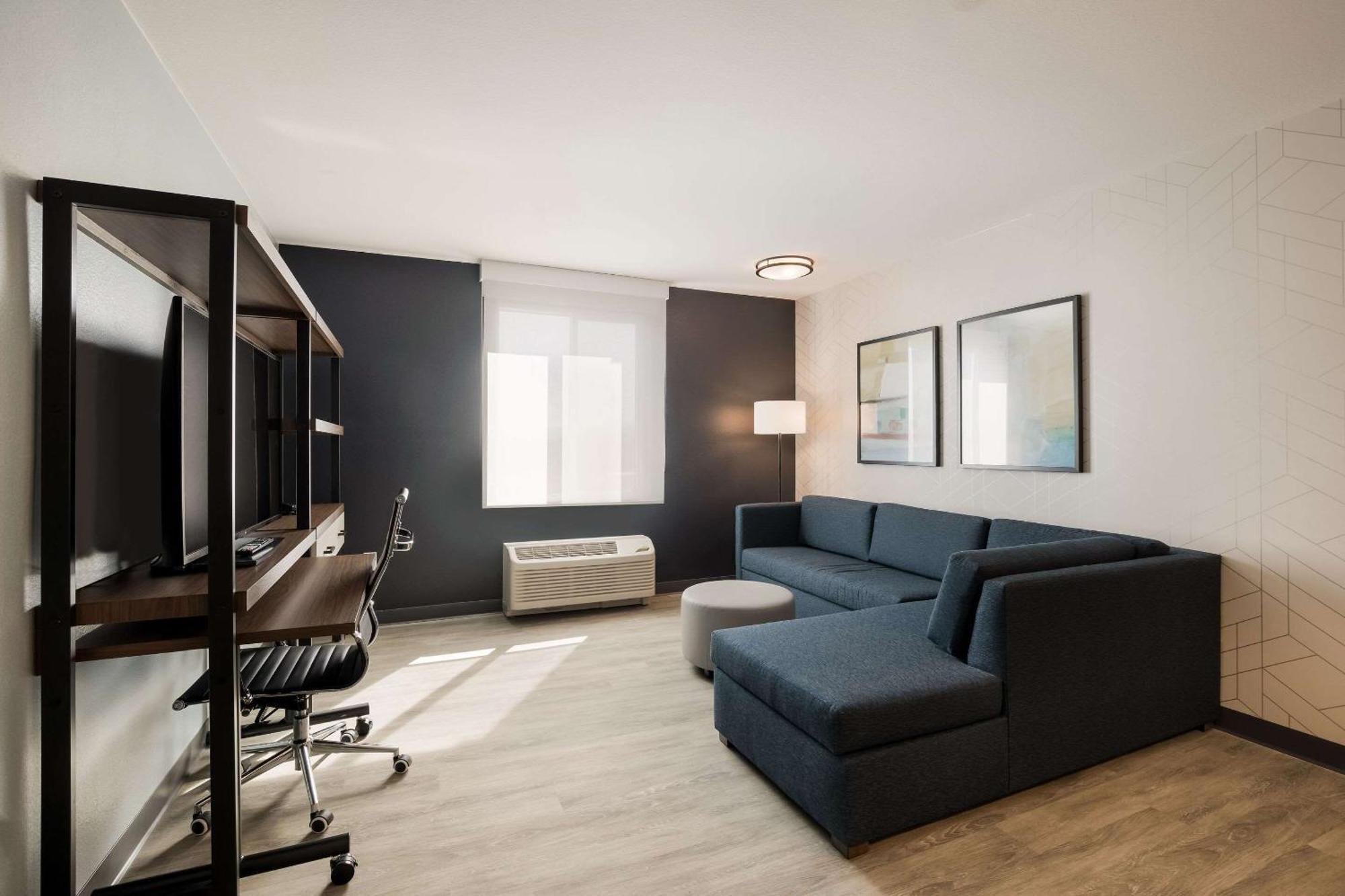 Everhome Suites Corona Εξωτερικό φωτογραφία